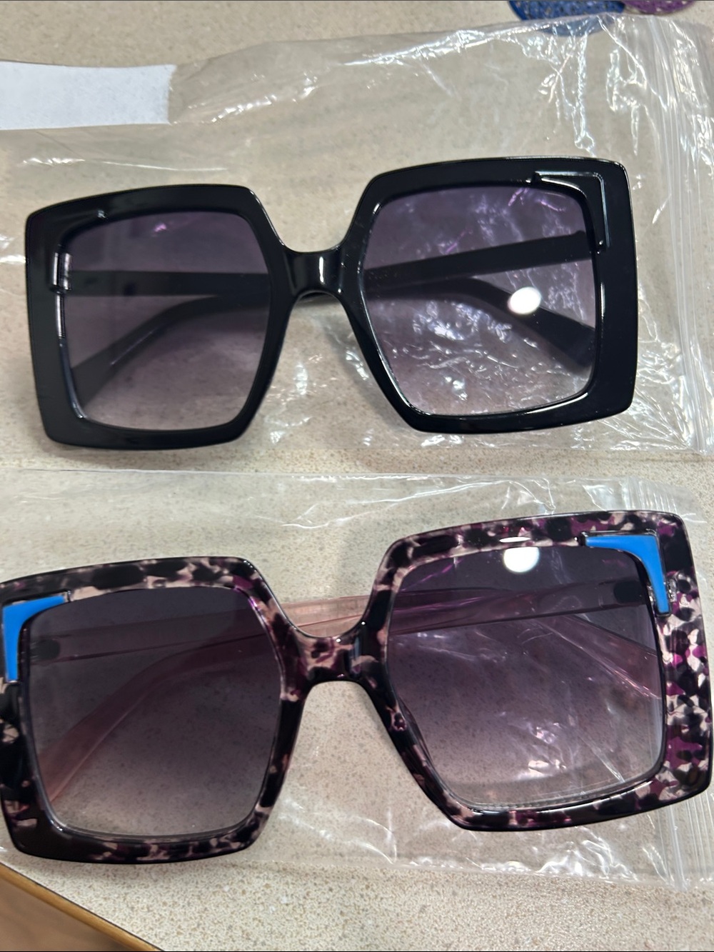 Women’s Oversized Square Sunglasses - Black & Purple Tortoiseshell